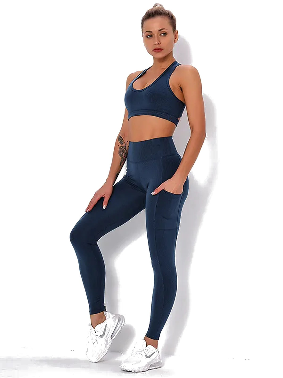 Women's Seamless Striped Activewear Set – Gym & Yoga Leggings