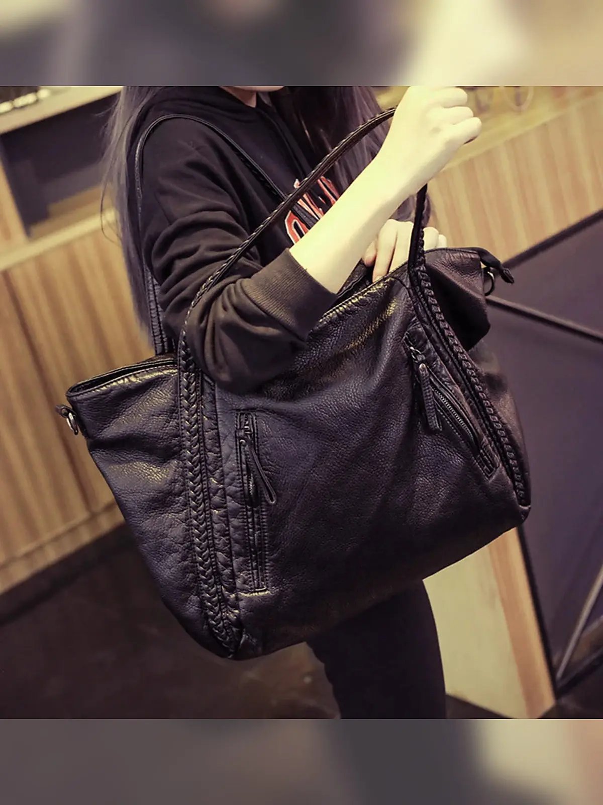 Women's Large Soft Leather Hobo Shoulder Bag
